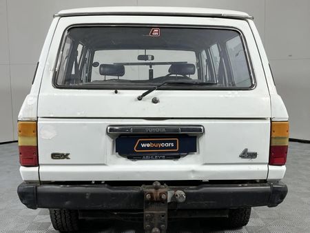 1988-Toyota-Land-Cruiser-FJ60-D-DLX-Station-Wagon_12