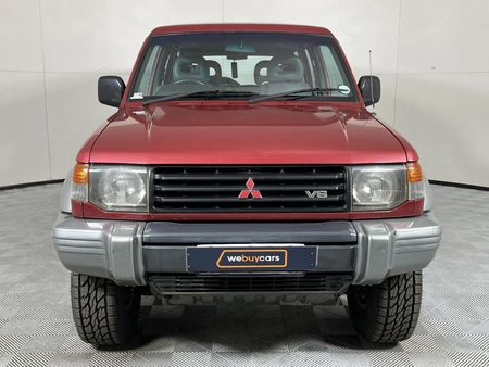 2000-Mitsubishi-Pajero-35-GLS_9