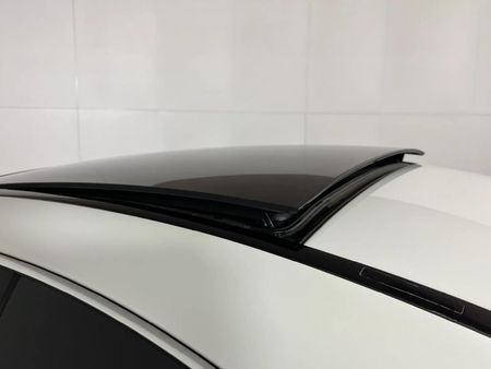 2017-Mercedes-Benz-CLA-220d-AMG-Auto_10
