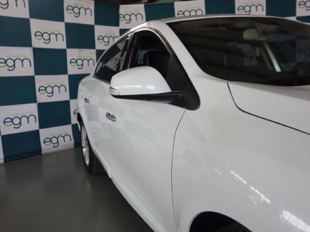 2015-Renault-Fluence-20-Dynamique_3