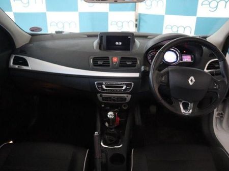 2015-Renault-Fluence-20-Dynamique_7