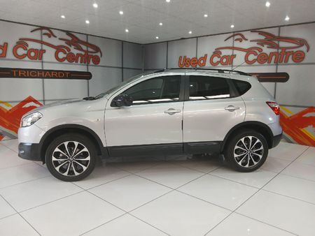 2013-Nissan-Qashqai-15-dCi-Acenta_1