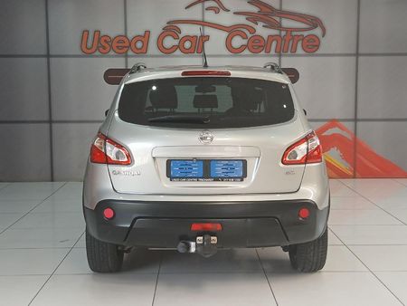 2013-Nissan-Qashqai-15-dCi-Acenta_3