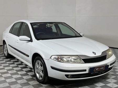 2002-Renault-Laguna-20-Expression_14