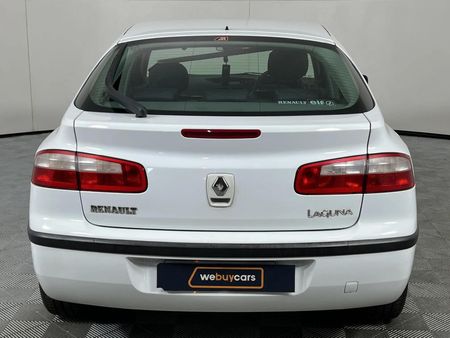 2002-Renault-Laguna-20-Expression_16