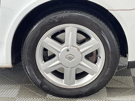 2002-Renault-Laguna-20-Expression_4