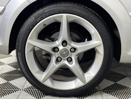 2009-Opel-Astra-GTC-20-Turbo-Sport_6