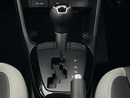 2023-Kia-Picanto-12-X-Line-Auto_10