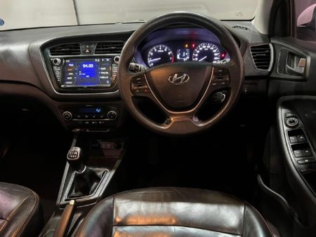 2017-Hyundai-i20-14-N-Series_7
