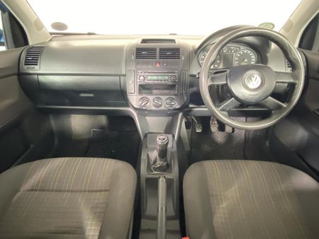 2006-Volkswagen-Polo-Classic-16-Trendline_1