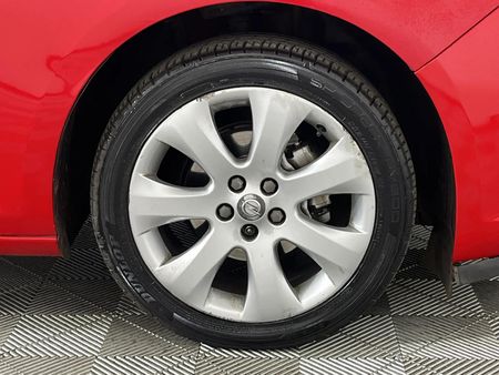 2014-Opel-Astra-14T-Essentia-5-dr_3
