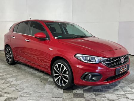 2021-Fiat-Tipo-14-Lounge-5-dr_14