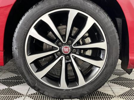 2021-Fiat-Tipo-14-Lounge-5-dr_5