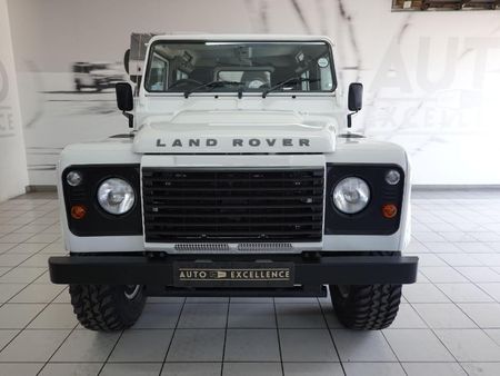 2008-Land-Rover-Defender-90-Puma-Station-Wagon_3