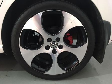 2014-Volkswagen-Polo-GTI-14-TSI-Auto_4