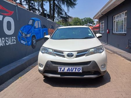 2014-Toyota-RAV4-22-D-GX-4WD_1