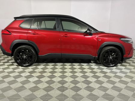 2023-Toyota-Corolla-Cross-18-GR-S_14