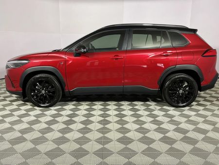 2023-Toyota-Corolla-Cross-18-GR-S_16