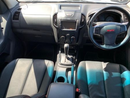 2021-Isuzu-D-Max-250-HO-X-Rider-Auto-Double-Cab_5