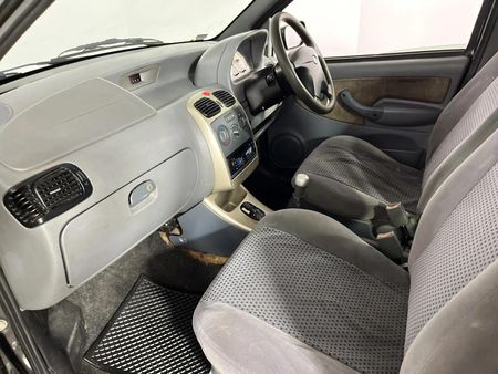 2006-TATA-Indica-14-LE_7