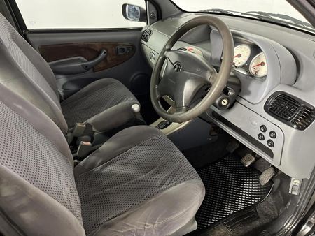 2006-TATA-Indica-14-LE_8