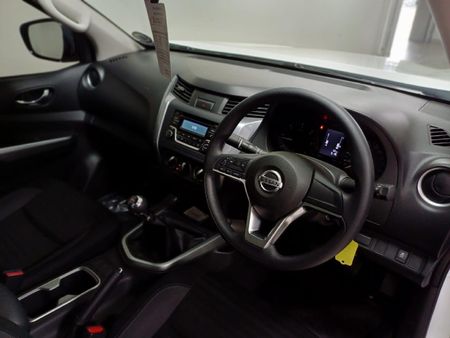 2024-Nissan-Navara-25-DDTi-SE-Single-Cab_16