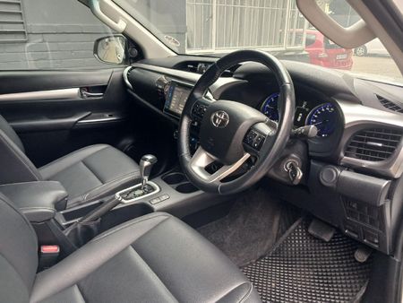 2017-Toyota-Hilux-28-GD-6-Raised-Body-Raider-Double-Cab-Auto_8