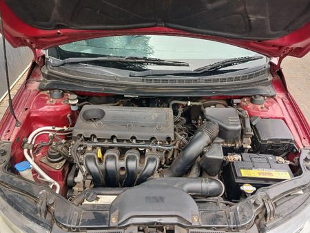 2012-Kia-Cerato-20_10