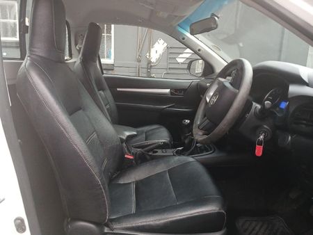 2018-Toyota-Hilux-24-GD-6-Raised-Body-SRX-Single-Cab_7
