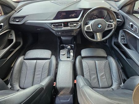 2020-BMW-1-Series-118i-M-Sport_4
