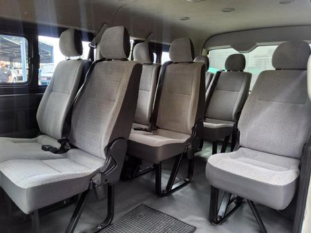 2017-Toyota-Quantum-25-D-4D-10-seat_5