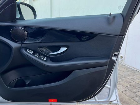 2020-Mercedes-Benz-C-Class-C-180-Auto_8