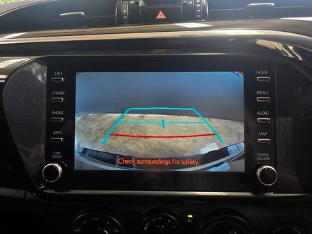 2020-Toyota-Hilux-28-GD-6-Raised-Body-Raider-4x4-Auto-Extended-Cab_10