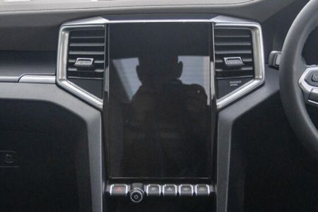 2025-Volkswagen-Amarok-30-TDI-V6-184kW-4Motion-Aventura-Auto-Double-Cab_11
