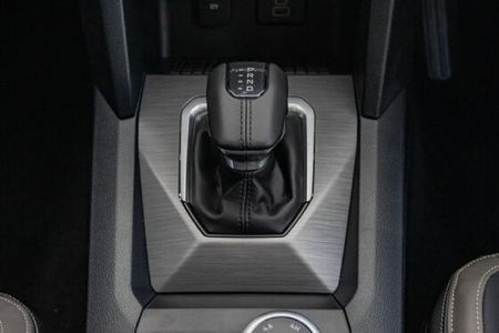 2025-Volkswagen-Amarok-30-TDI-V6-184kW-4Motion-Aventura-Auto-Double-Cab_20