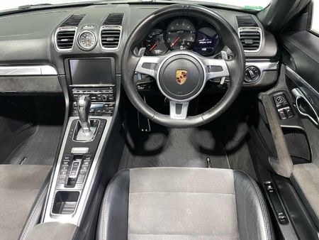 2016-Porsche-Boxster-GTS-Auto_15