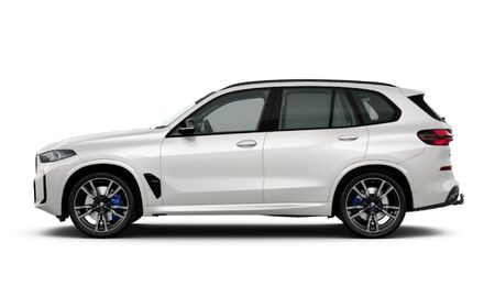 2024-BMW-X5-M60i_12