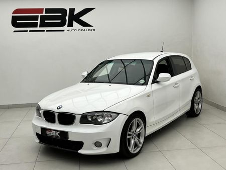 2010-BMW-1-Series-118i-5-dr_2