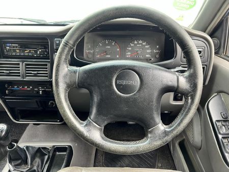 2000-Isuzu-Frontier-280-DT-LX_8