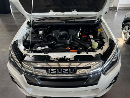 2020-Isuzu-D-Max-300-LX-4x4-Auto-Double-Cab_6