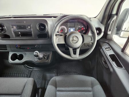 2024-Mercedes-Benz-Sprinter-516-20-CDI-Inkanyezi-E3-23-Seat-BS_12