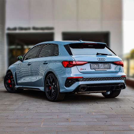 2024-Audi-RS3-Sportback-Quattro-Auto_2