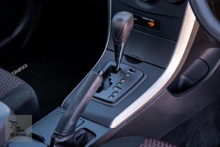 2017-Toyota-Corolla-Quest-16-Auto_7