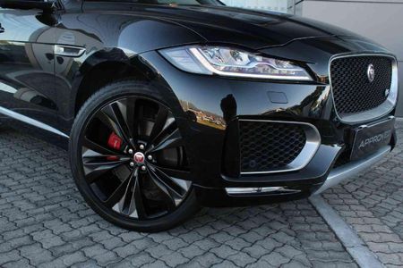 2020-Jaguar-F-Pace-30D-AWD-S_13