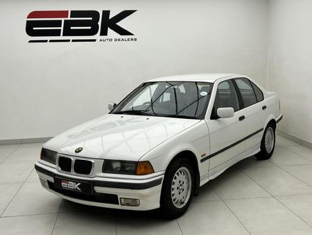 1997-BMW-3-Series-316i_2