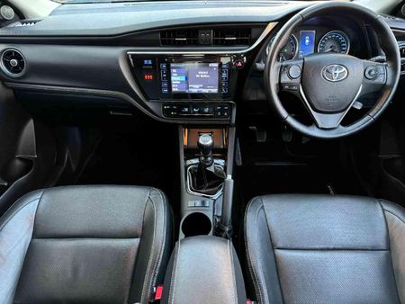 2019-Toyota-Corolla-18-Exclusive_6