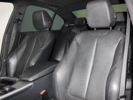 2013-BMW-3-Series-330d-M-Sport-Auto-Diesel_8