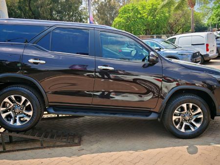 2024-Toyota-Fortuner-24-GD-6-4x4-Auto_3