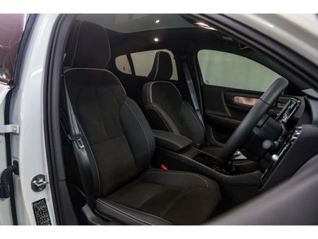 2024-Volvo-C40-Recharge-Twin-Pure-Electric_9