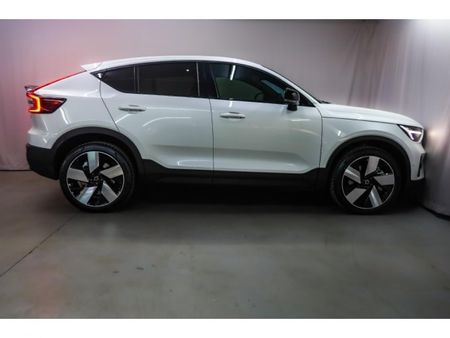 2024-Volvo-C40-Recharge-Twin-Pure-Electric_17